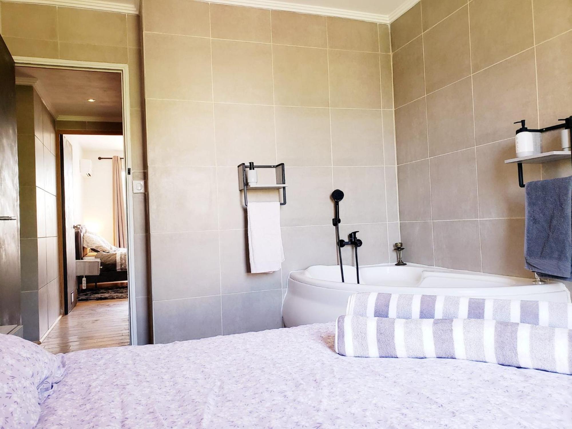 Suite From 1 To 6 - Bathtubs In Rooms - Air Conditioned Residential Appartement - Self-Arrival - Wifi - Netflix Disney - Kitchen - Laundry - Parking Avignon Exterior foto